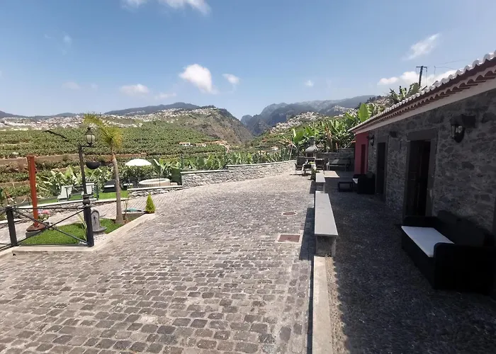 Villa Nova Madeira In Funchal Casa A And B